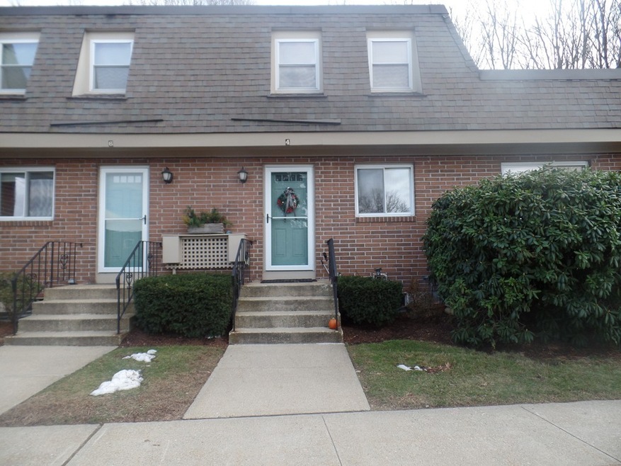 4 Walcott Valley Dr, Hopkinton, MA 01748 - photo 1