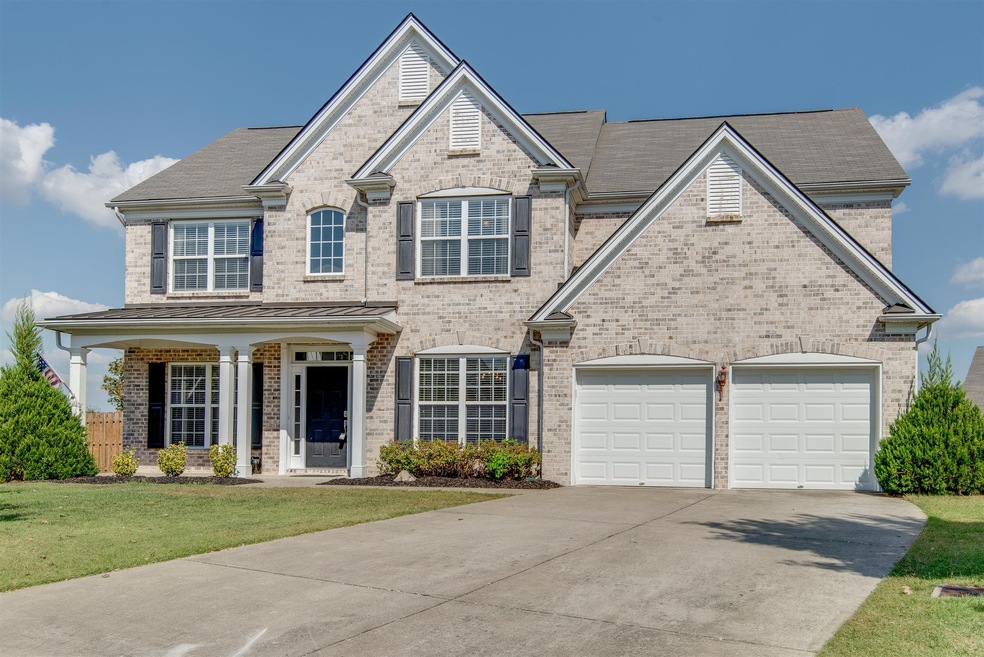 Welcome to 2048 Universe Ct in Winterset Woods