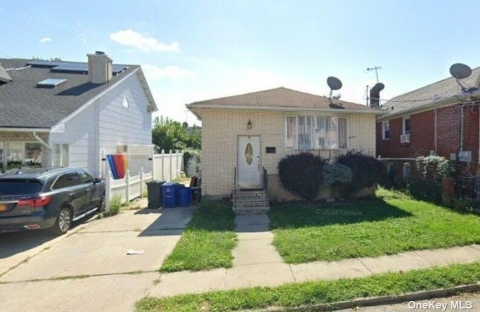 18 Pershing St, Staten Island, NY 10305 - photo 1