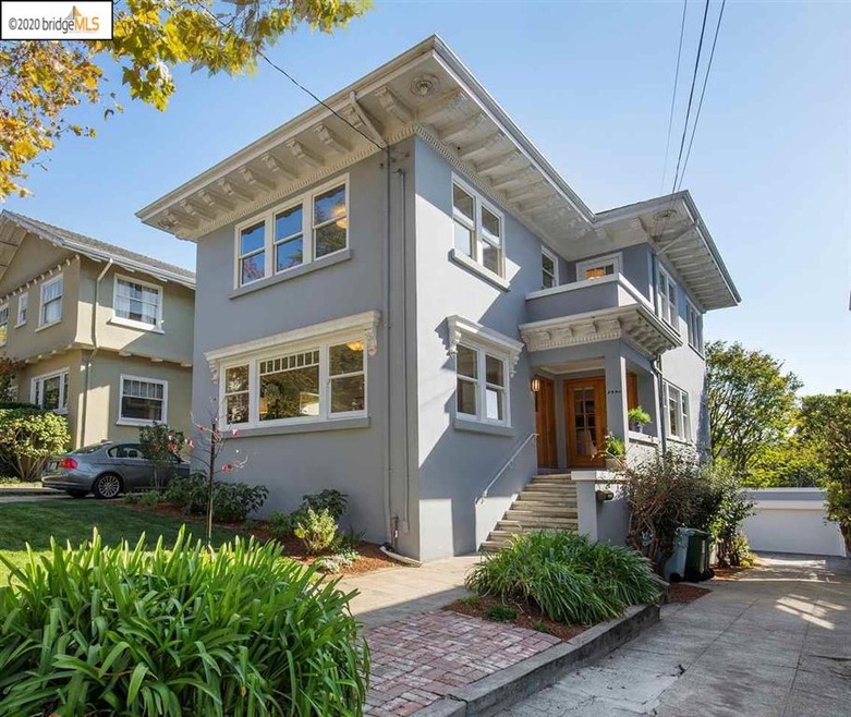 2950 Russell St, Berkeley, CA 94705 - photo 1