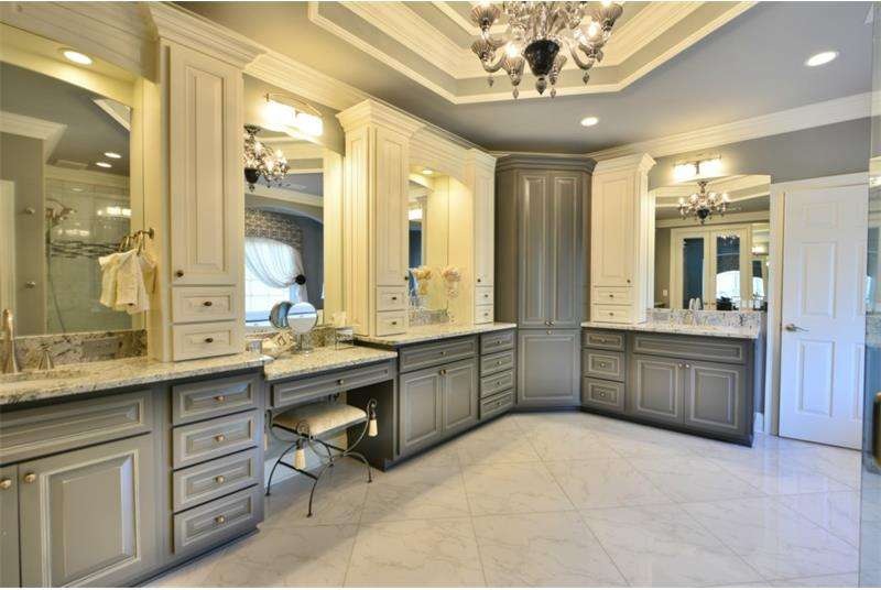 Newly remodeled master bath with soaking tub, gorg