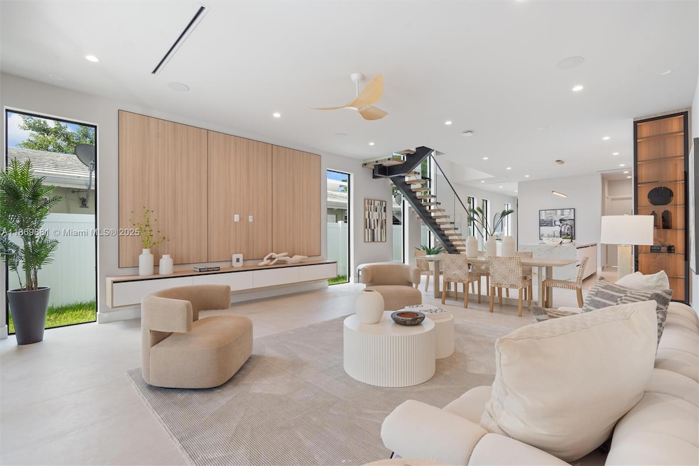 Sold $1,600,000 • Co-Listing Agent