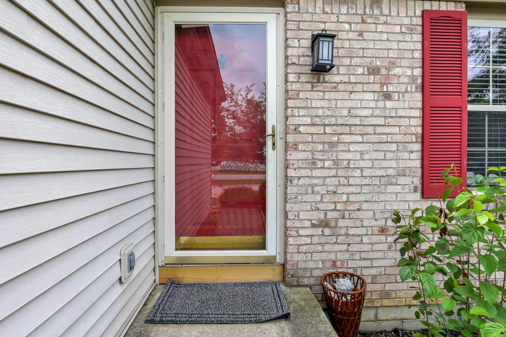 6731 Winchester Crossing Blvd, Canal Winchester, OH 43110 - photo 1