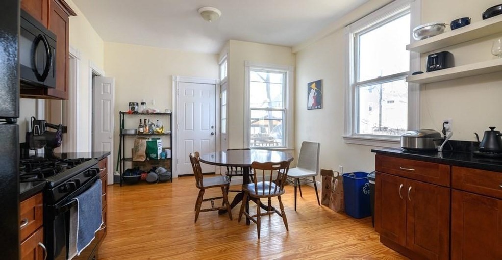 216 Harvard St unit 1, Cambridge, MA 02139 - photo 1