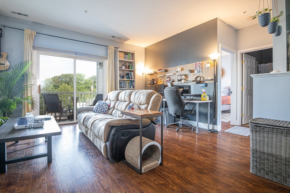 94 Mill St unit 101, Woonsocket, RI 02895 - photo 1