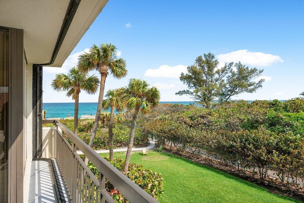 For Sale $1,189,000 • Co-Listing Agent