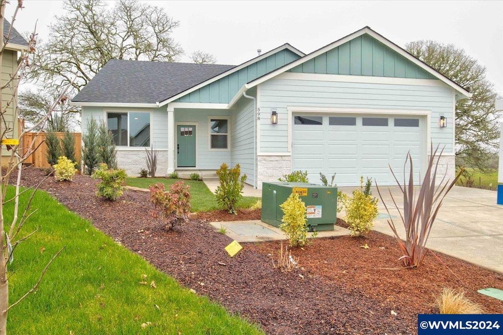 598 NE Fern Ave, Dallas, OR 97338 - photo 1