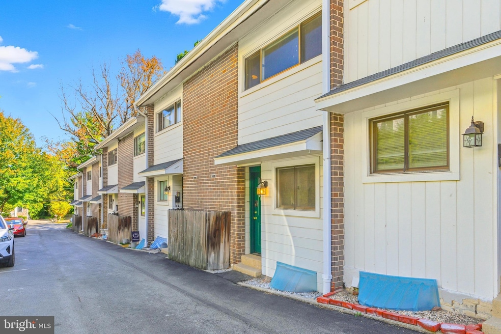 Under Contract $380,000