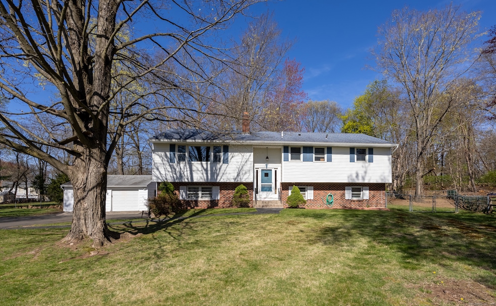 Under Contract $429,900