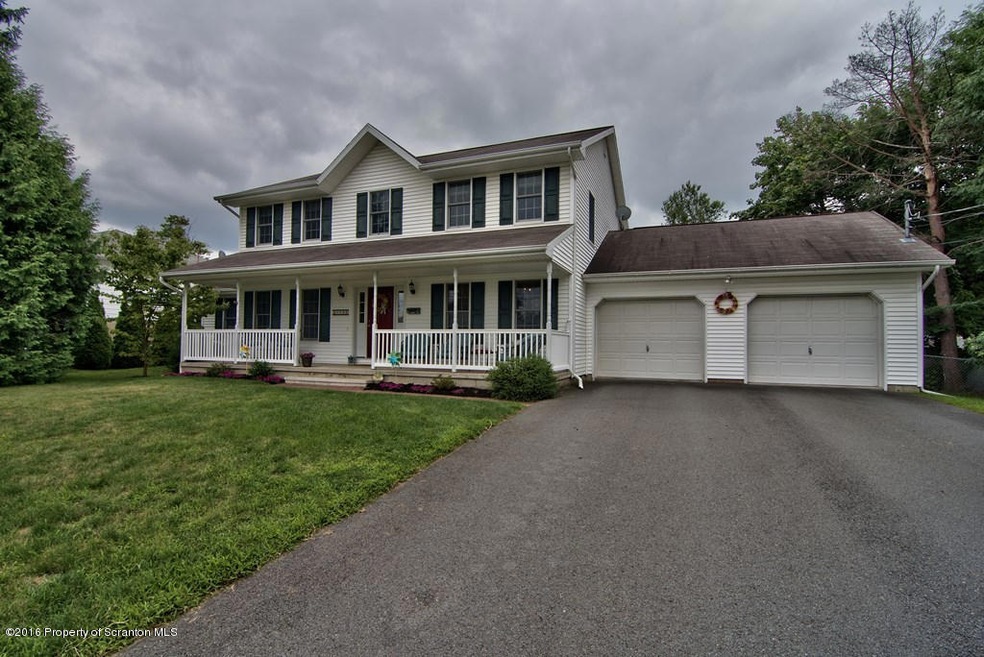 1733 Bulwer St, Scranton, PA 18504 - photo 1