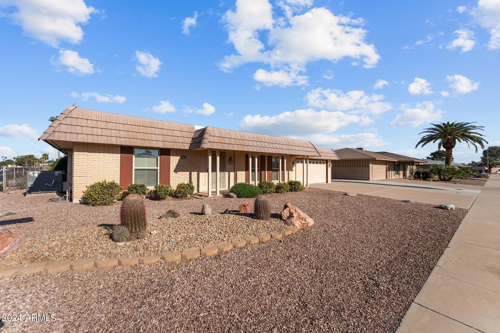 10440 W Twin Oaks Dr