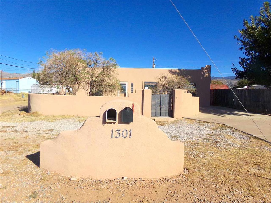 1301 S Florida Ave, Alamogordo, NM 88310 - photo 1