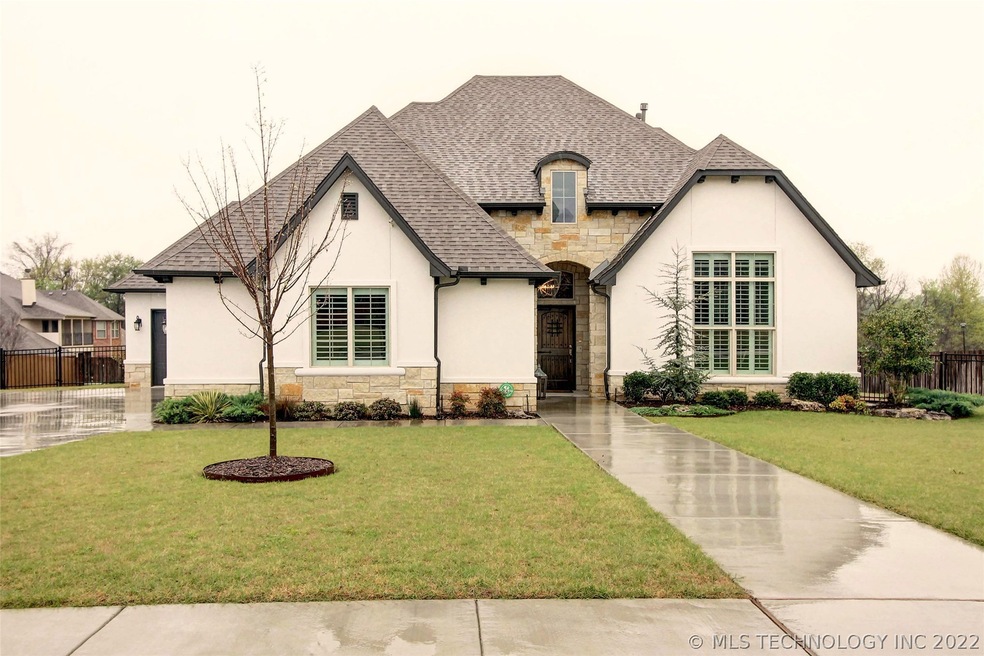 Beautiful Stone and stucco custom built home with