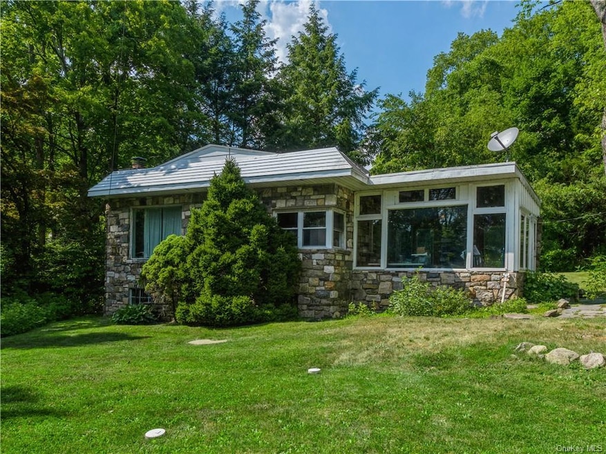 5 Homestead Dr, Carmel, NY 10512 - photo 1