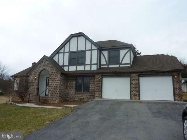 460 Quarry Rd, Bunker Hill, WV 25413 - photo 1