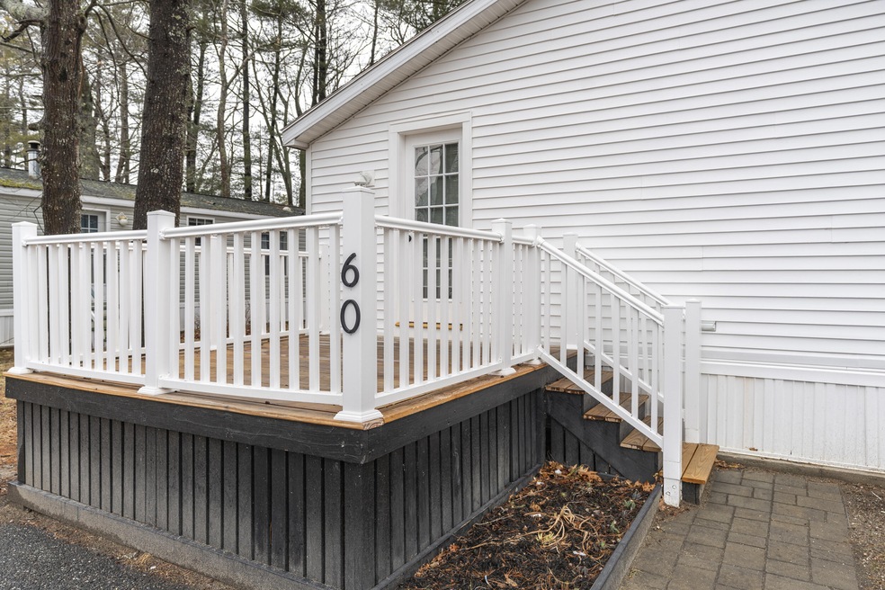 60 Tufton St, Brunswick, ME 04011 - photo 1