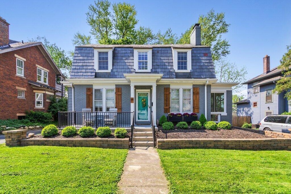 49 Fallis Road-3.jpg-SMALL