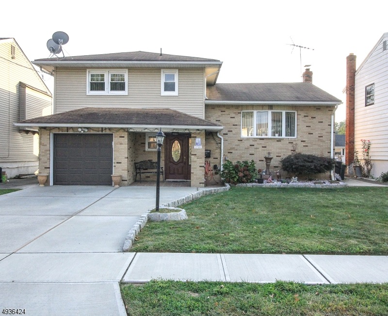 2726 Linwood Rd, Union, NJ 07083 - photo 1