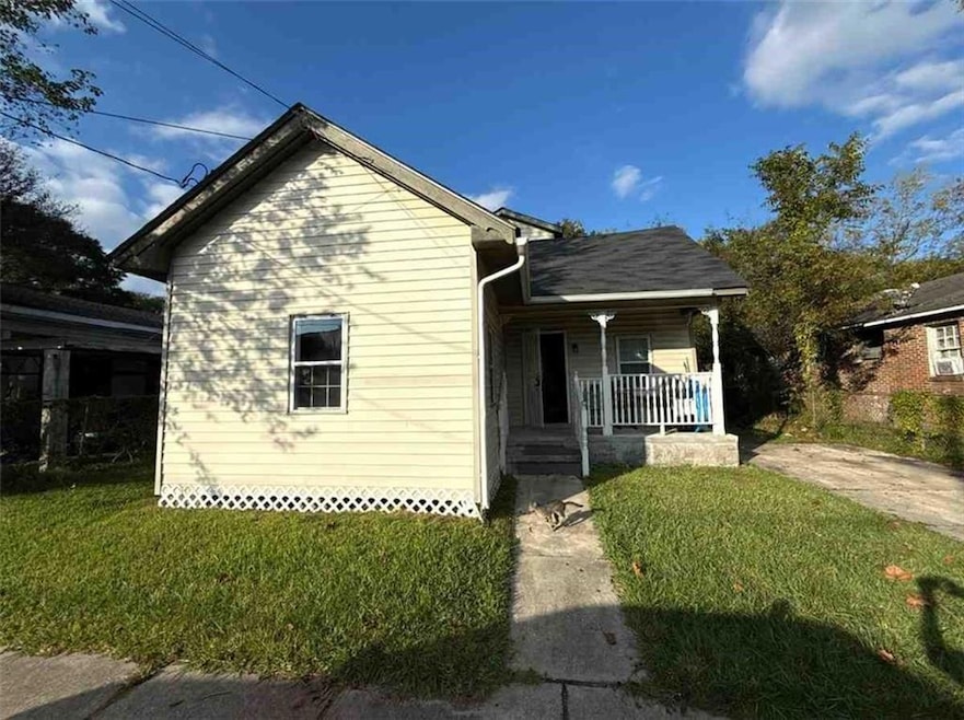 1102 Hercules St, Mobile, AL 36603 - photo 1