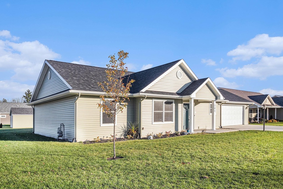 701 S Williams St, Nappanee, IN 46550 - photo 1