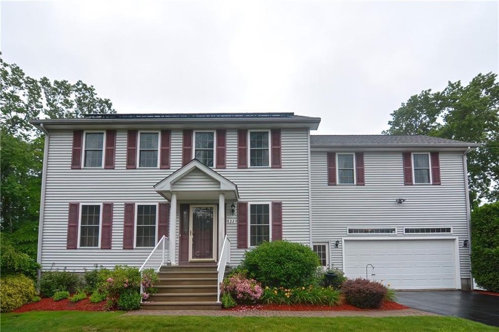 22 Gray Coach W, Cranston, RI 02921 - photo 1