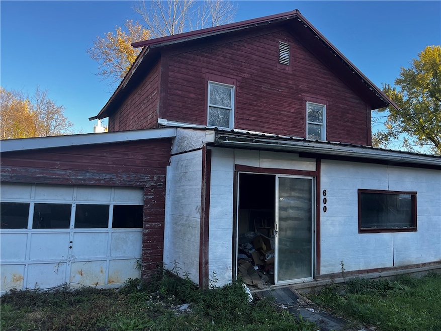 600 Manor St, Marion Center, PA 15759 - photo 1