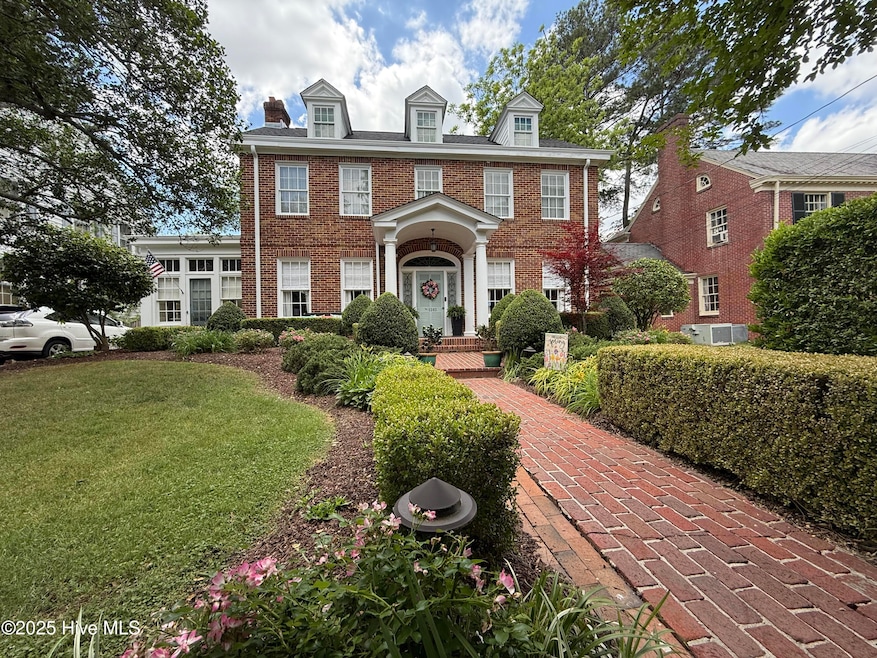 For Sale $465,900