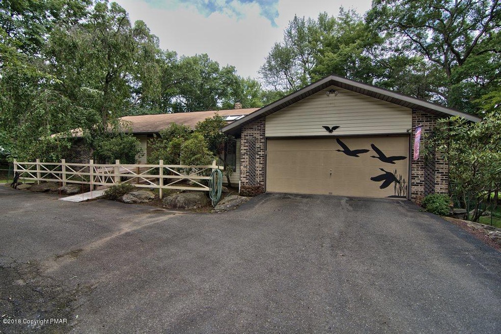 362 Ridge Cir, Cresco, PA 18326 - photo 1