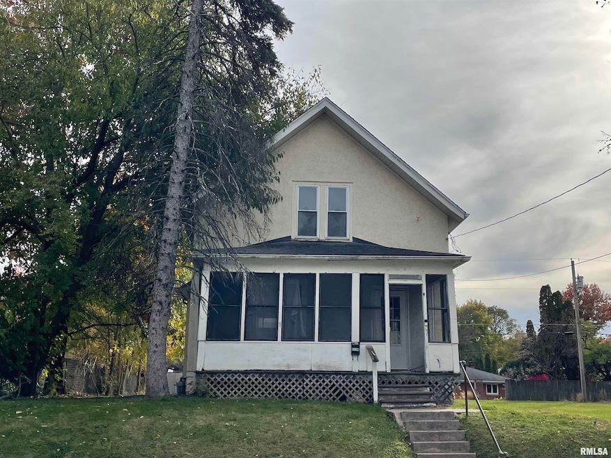 3116 11th Avenue C, Moline, IL 61265 - photo 1