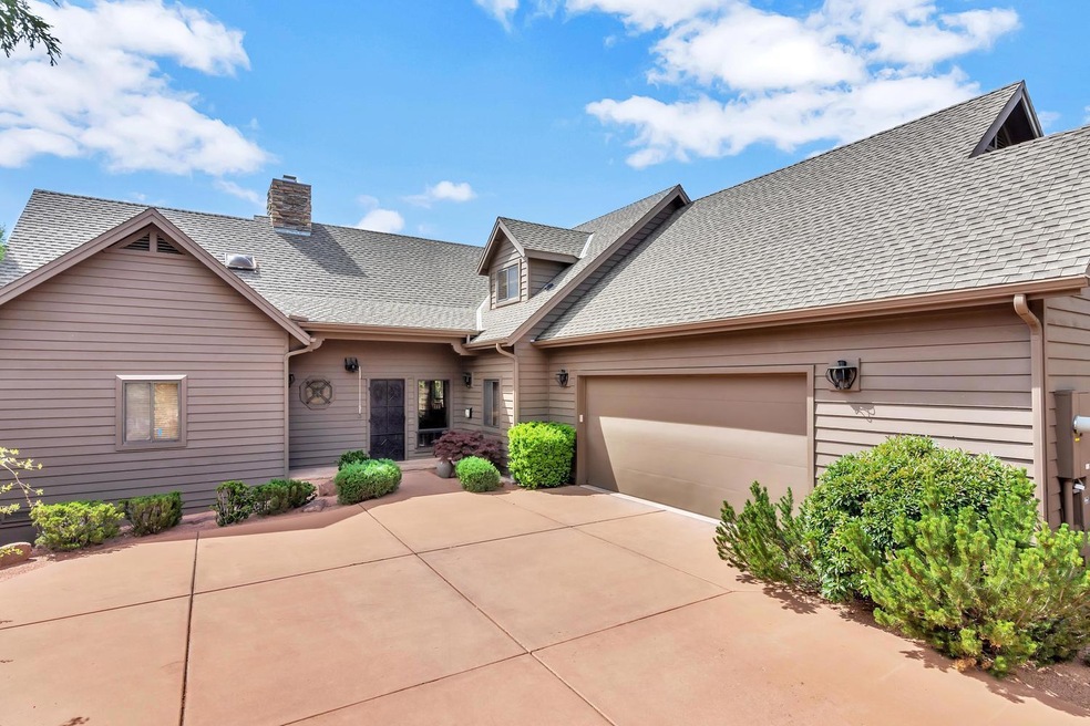 812 N Blazing Star Cir-large-004-34-Fron