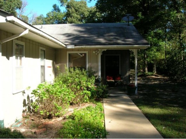 997 Cr 522, Nacogdoches, TX 75964 - photo 1