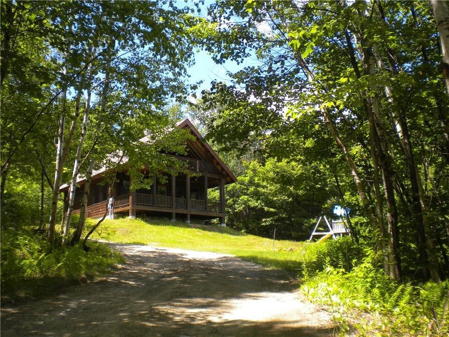 House & Junglejim, view from driveway