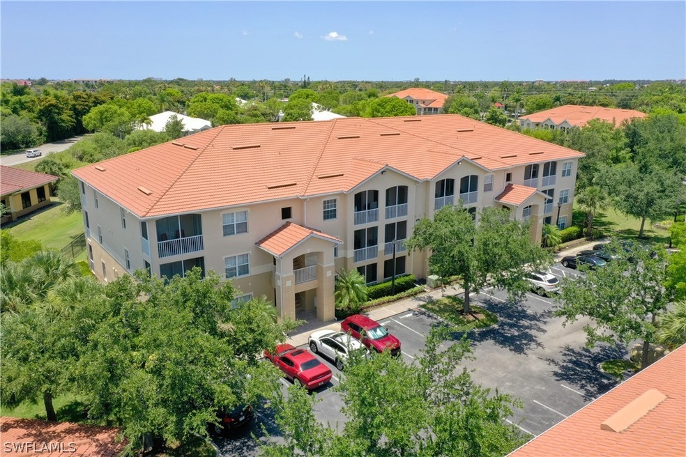 9045 Colby Dr unit 2422, Fort Myers, FL 33919 - photo 1