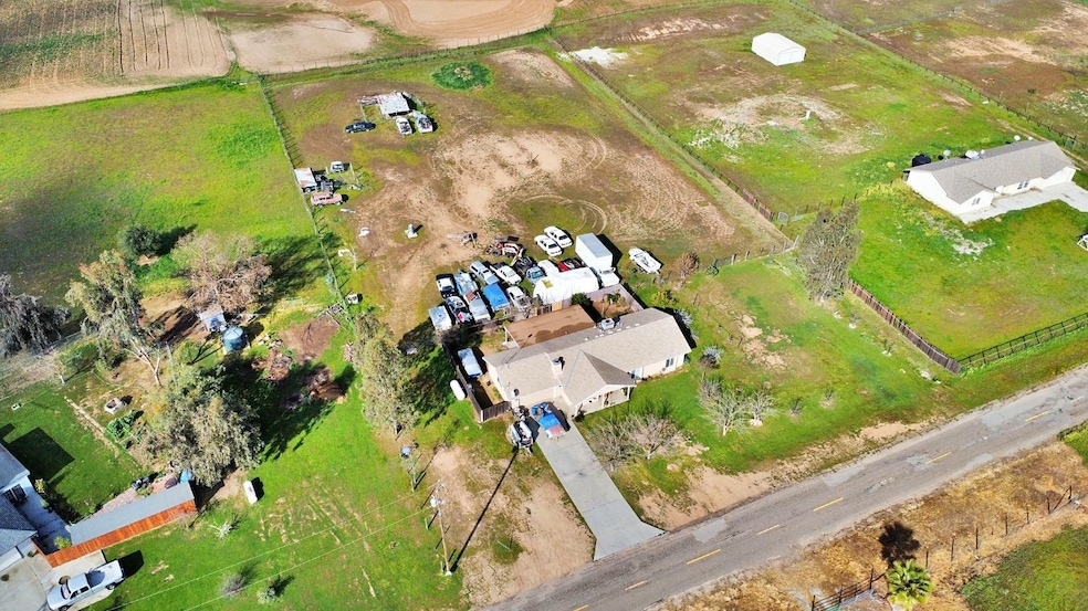 19650 Oakhill Rd, Madera, CA 93638 - photo 1