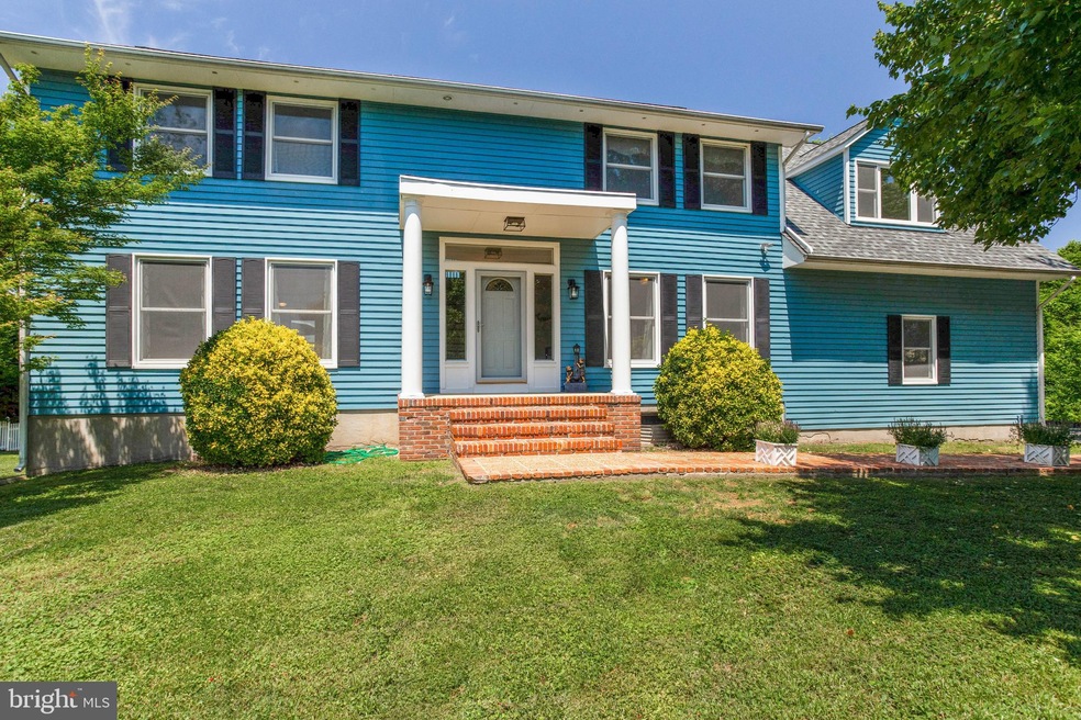 300 Love Point Ave, Stevensville, MD 21666 - photo 1