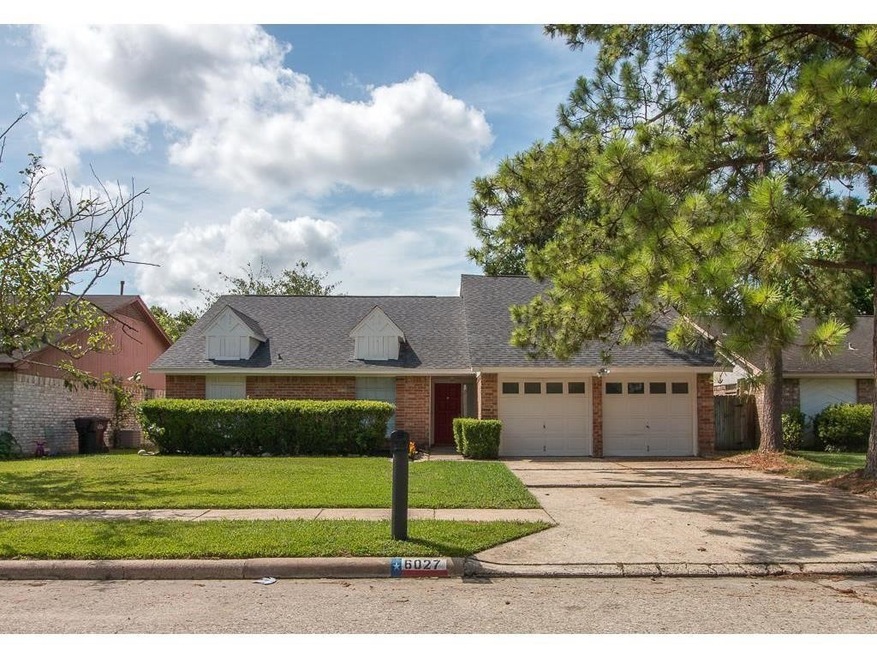 6027 Whitter Forest Dr, Houston, TX 77088 - photo 1