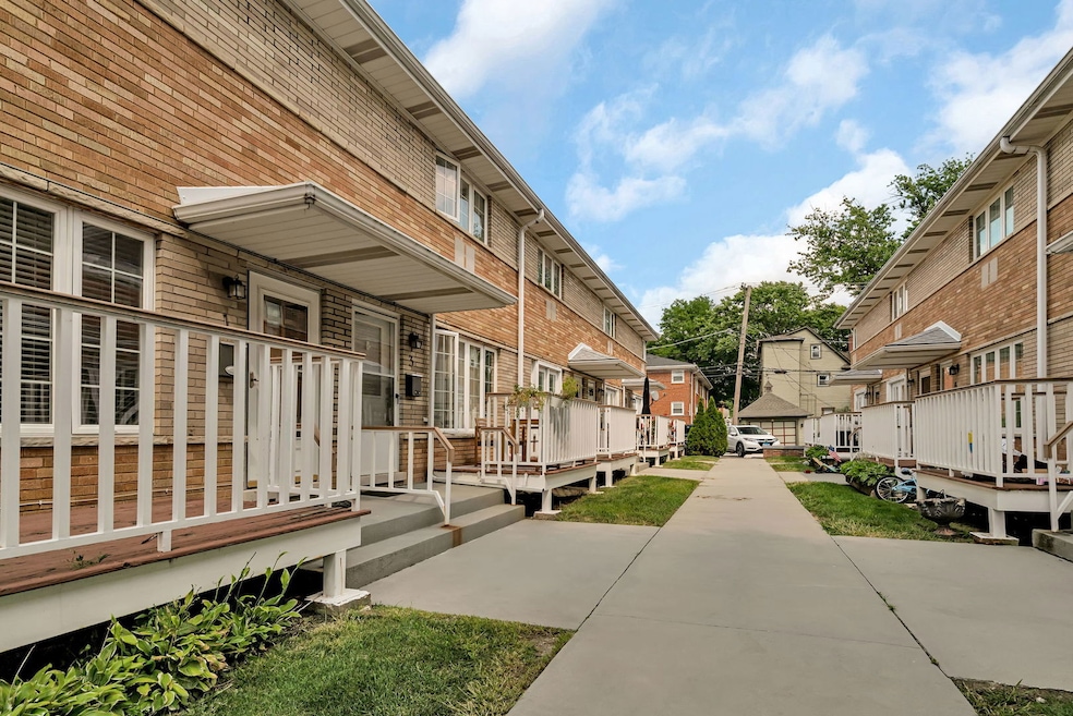 unlisted-address, La Grange, IL 60525 - photo 1