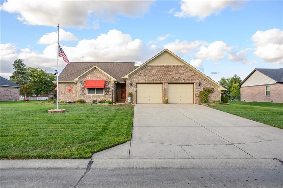 1894 Hillside Dr, Franklin, IN 46131 - photo 1