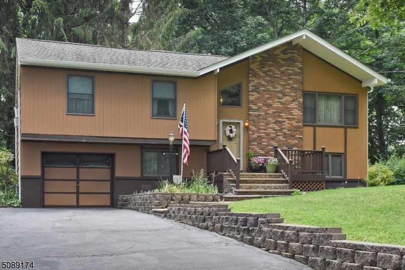 8 Overhill Rd, Budd Lake, NJ 07828 - photo 1