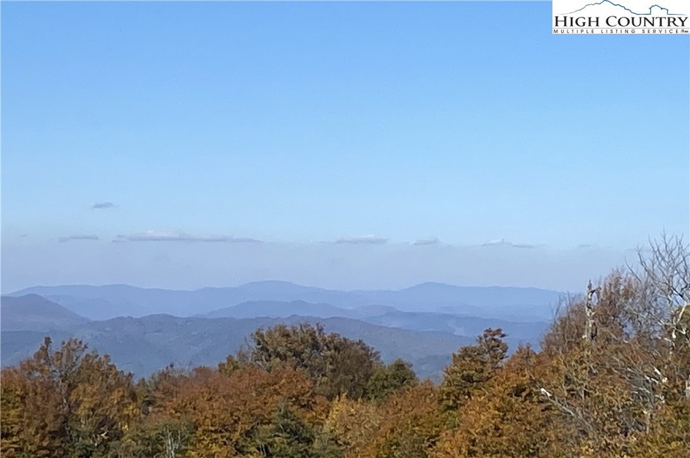 zoomed in layered moutain view
