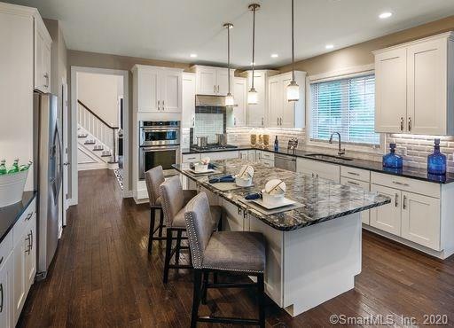 35 Hunting Ridge Ln unit 18, Bethel, CT 06801 - photo 1