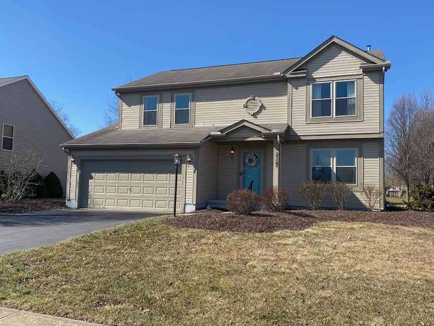 2127 Twin Flower Cir, Grove City, OH 43123 - photo 1