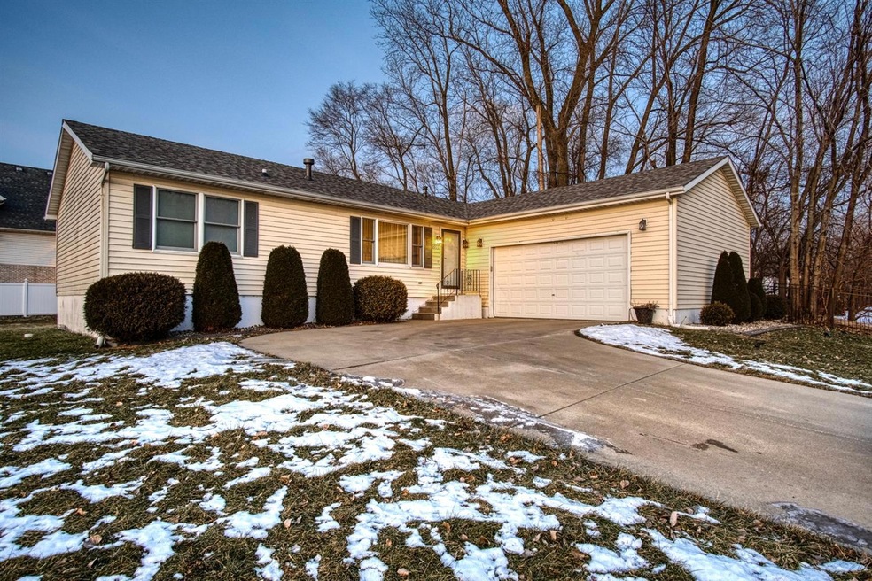 3002 W 25th Ave, Gary, IN 46404 - photo 1