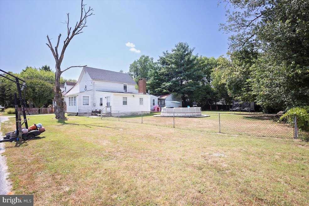 Pending $215,000 • Co-Listing Agent