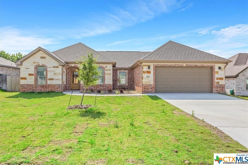 607 Juniper Dr, Troy, TX 76579 - photo 1