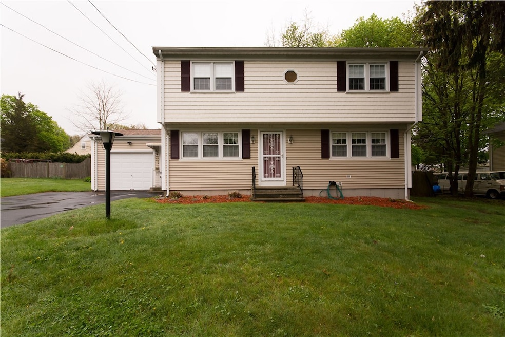 30 Maple St, Warren, RI 02885 - photo 1