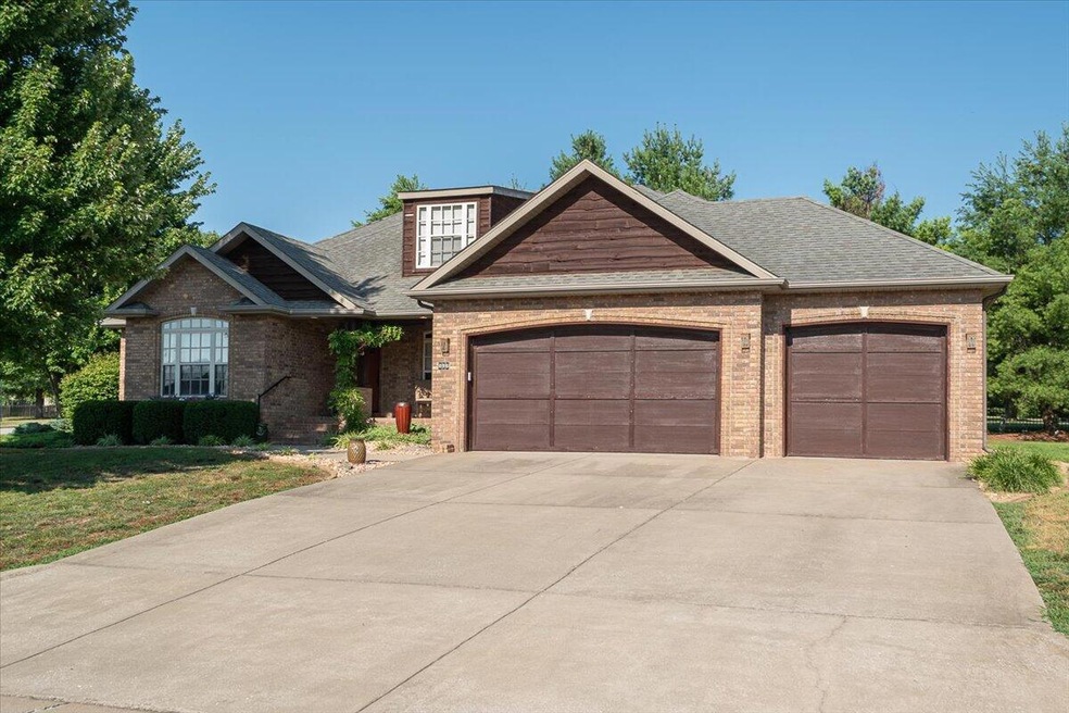 896 N Pearson Ct, Springfield, MO 65802 MLS 60256365