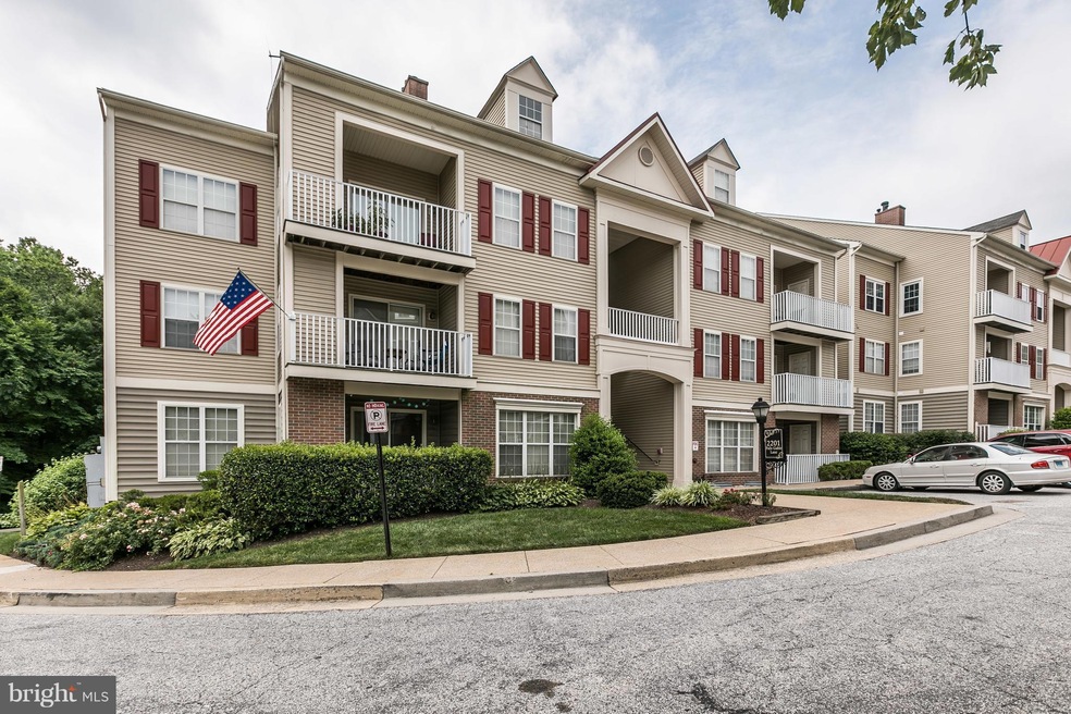 2201 Falls Gable Ln unit O, Baltimore, MD 21209 - photo 1