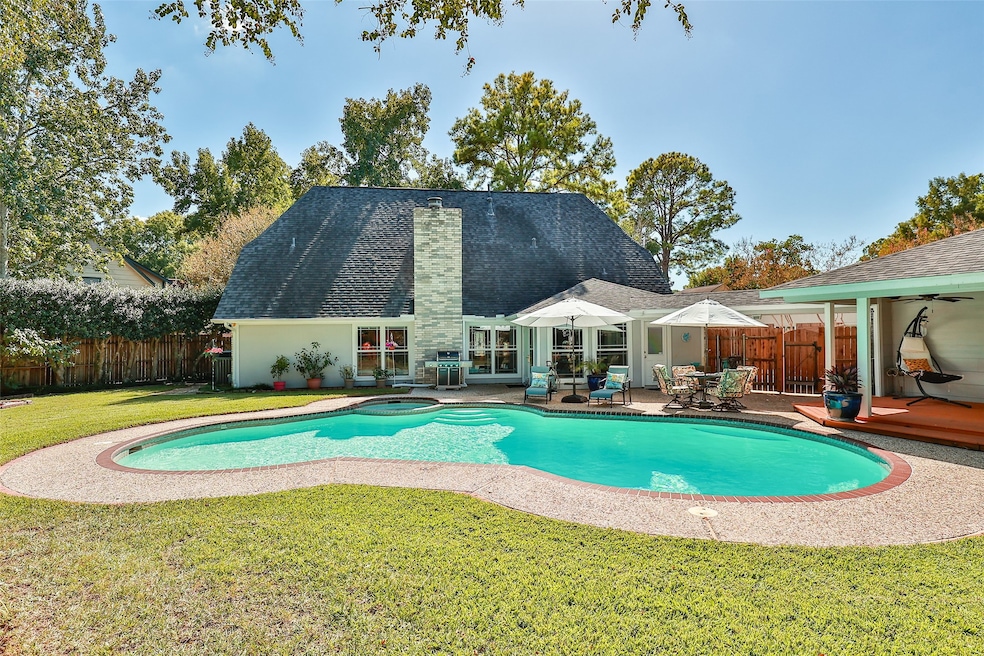 8222 Riverglade Dr, Houston, TX 77095 - photo 1