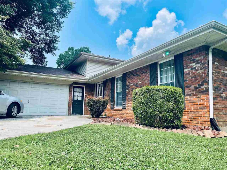 1418 E Calument, Worthington, KY 41183 - photo 1